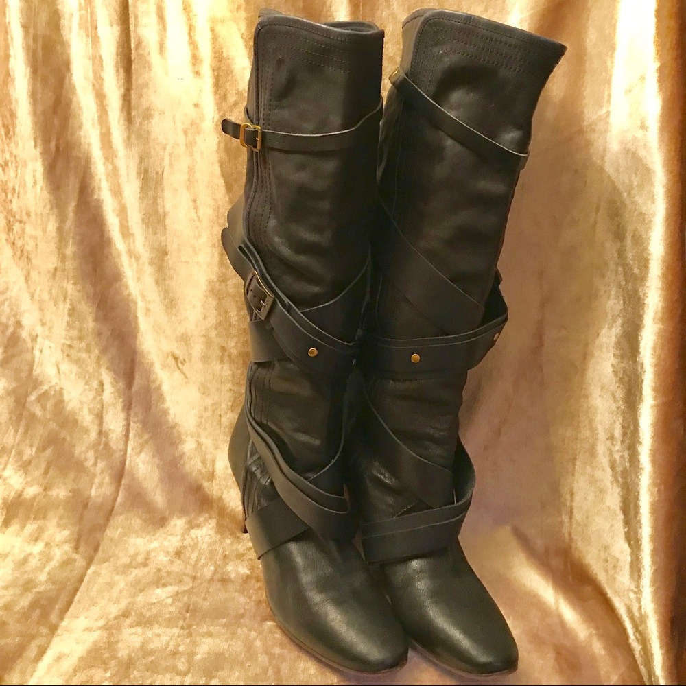 Chloe Boots - Picture 2 of 8